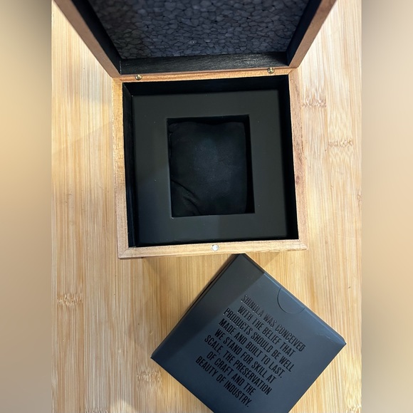Shinola Watch Wood Box - Picture 2 of 4